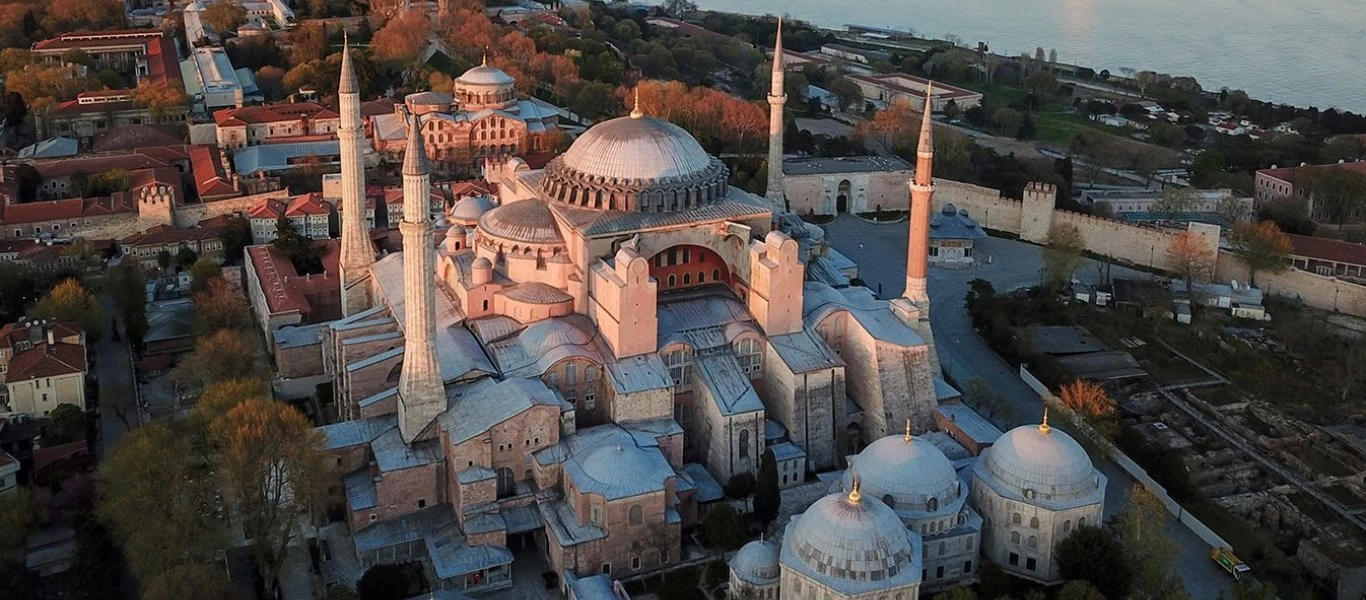 Δεν έχουν τέλος οι τουρκικές προκλήσεις: Εκδίδουν βιβλίο για την Αγία Σοφία